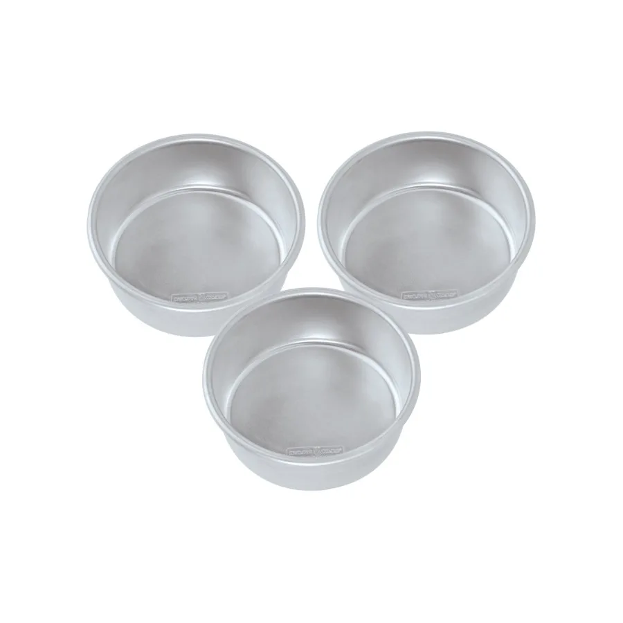 3pc Natural Aluminum 6" Round Cake Pan Set Silver 6.6" x 6.6" x 2.5"
3pc Natural Aluminum 6" Round Cake Pan Set Silver 6.6" x 6.6" x 2.5"