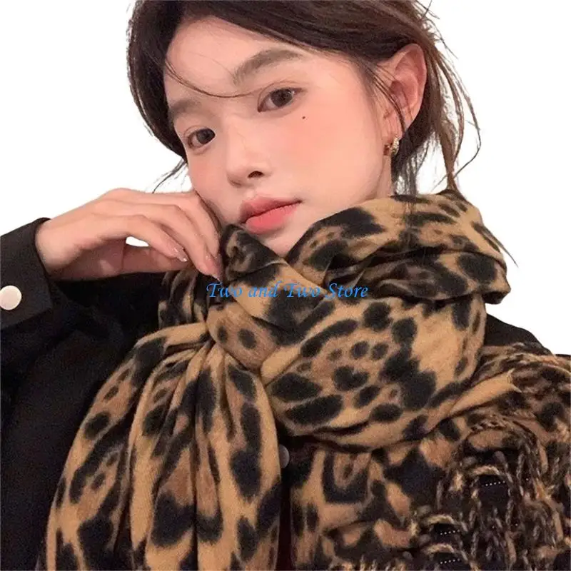 HX6F Leopard Print Fringe Scarf Shawl For Women Soft Warm Winter Fashion Accessory Lightweight Warm Wrap
HX6F Leopard Print Fringe Scarf Shawl For Women Soft Warm Winter Fashion Accessory Lightweight Warm Wrap