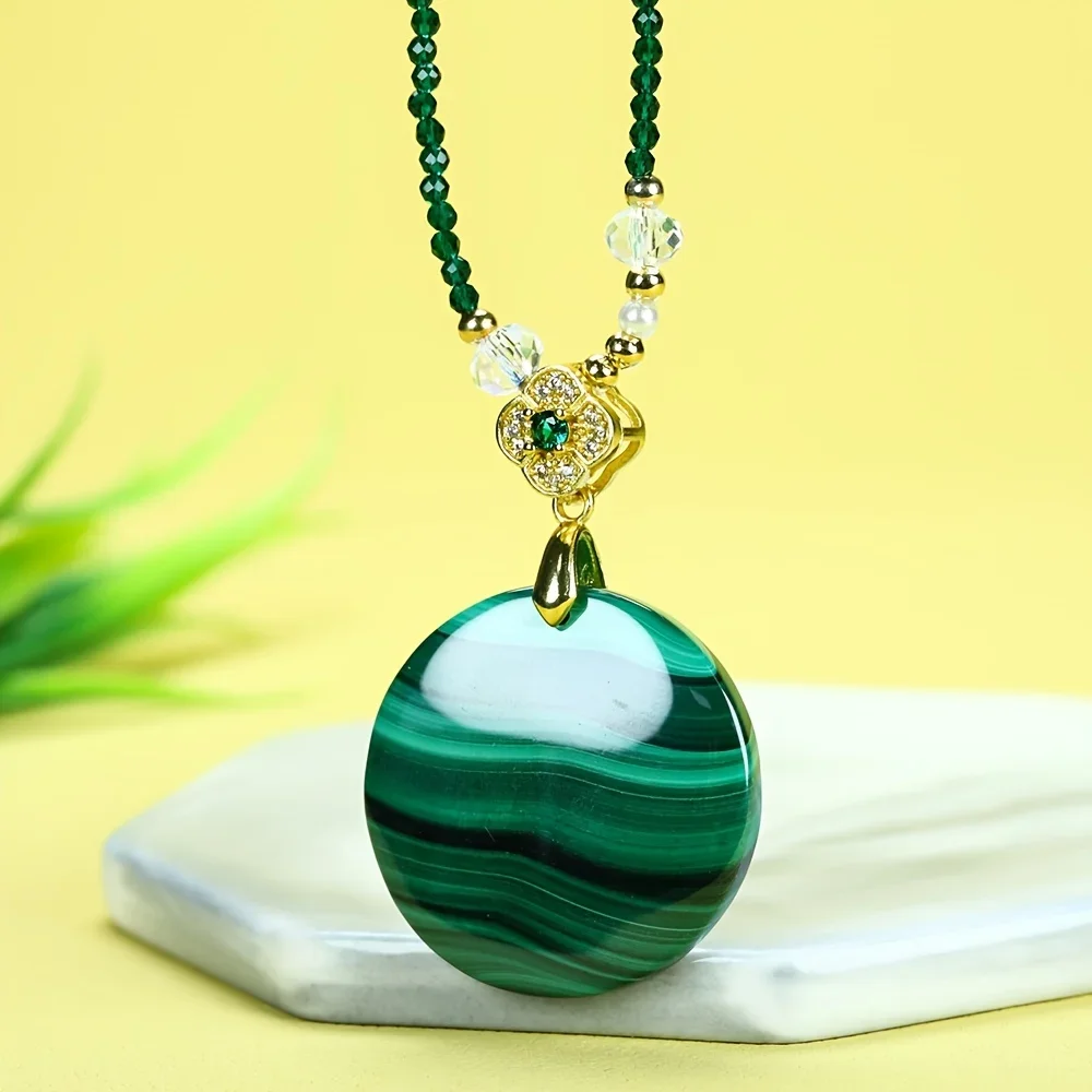 Elegant malachite green malachite pendant necklace with embellishment and round design - unplated, double-sided design
Elegant malachite green malachite pendant necklace with embellishment and round design - unplated, double-sided design