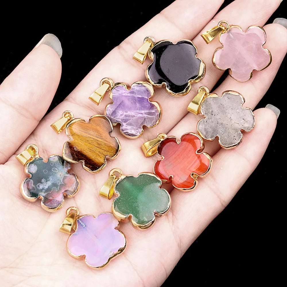 Natural Crystal Stone Five Petaled Flower Pendant Golden Edge Chakra Healing Crystals Hand Carved Floral Shape Amethyst Gemstone
Natural Crystal Stone Five Petaled Flower Pendant Golden Edge Chakra Healing Crystals Hand Carved Floral Shape Amethyst Gemstone