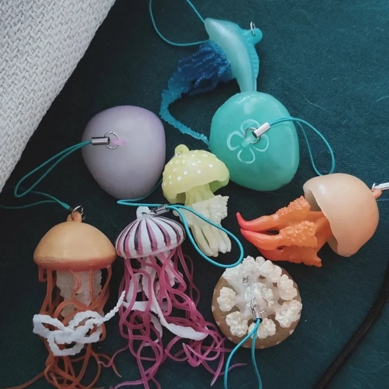 Ikimon Noctiluca Scintillans Capsule Toy Figure Keychain Kawaii Miniature Simulated Marine Life Model Gift
Ikimon Noctiluca Scintillans Capsule Toy Figure Keychain Kawaii Miniature Simulated Marine Life Model Gift