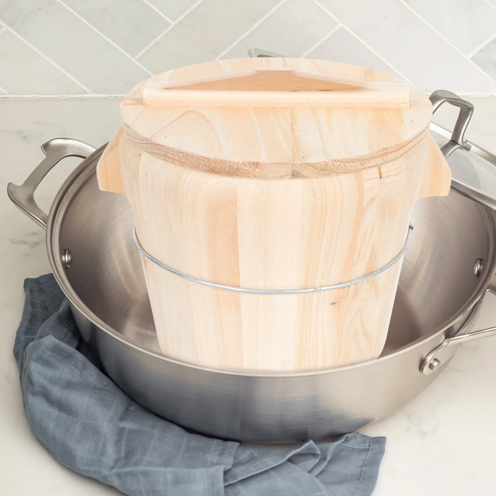 1Set Natural Wood Steamed Rice Wooden Rice Steamer Barrel Even Cooking Safe Food Storage Container
1Set Natural Wood Steamed Rice Wooden Rice Steamer Barrel Even Cooking Safe Food Storage Container