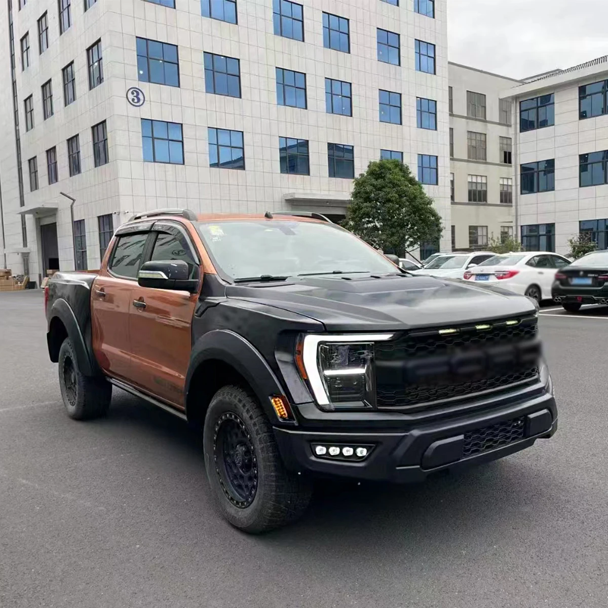 Alterated to 2022 F150 raptor Hood Grille Bumpers Auto Parts Body Kit for Ford Ranger T6 T7 T8 2012-2021
Alterated to 2022 F150 raptor Hood Grille Bumpers Auto Parts Body Kit for Ford Ranger T6 T7 T8 2012-2021