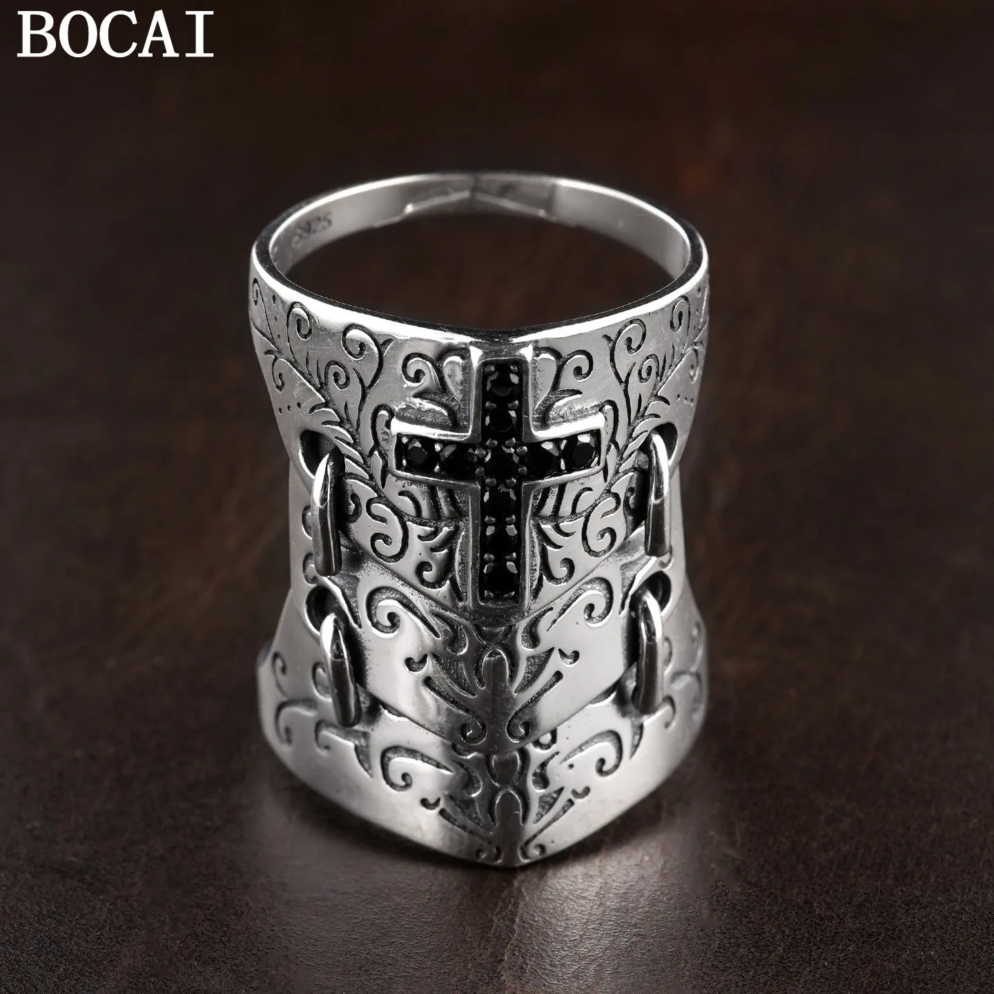 BOCAI НОВЫЙ винтажный индивидуальный крест из стерлингового серебра S925 с бриллиантами, мужское кольцо
BOCAI НОВЫЙ винтажный индивидуальный крест из стерлингового серебра S925 с бриллиантами, мужское кольцо