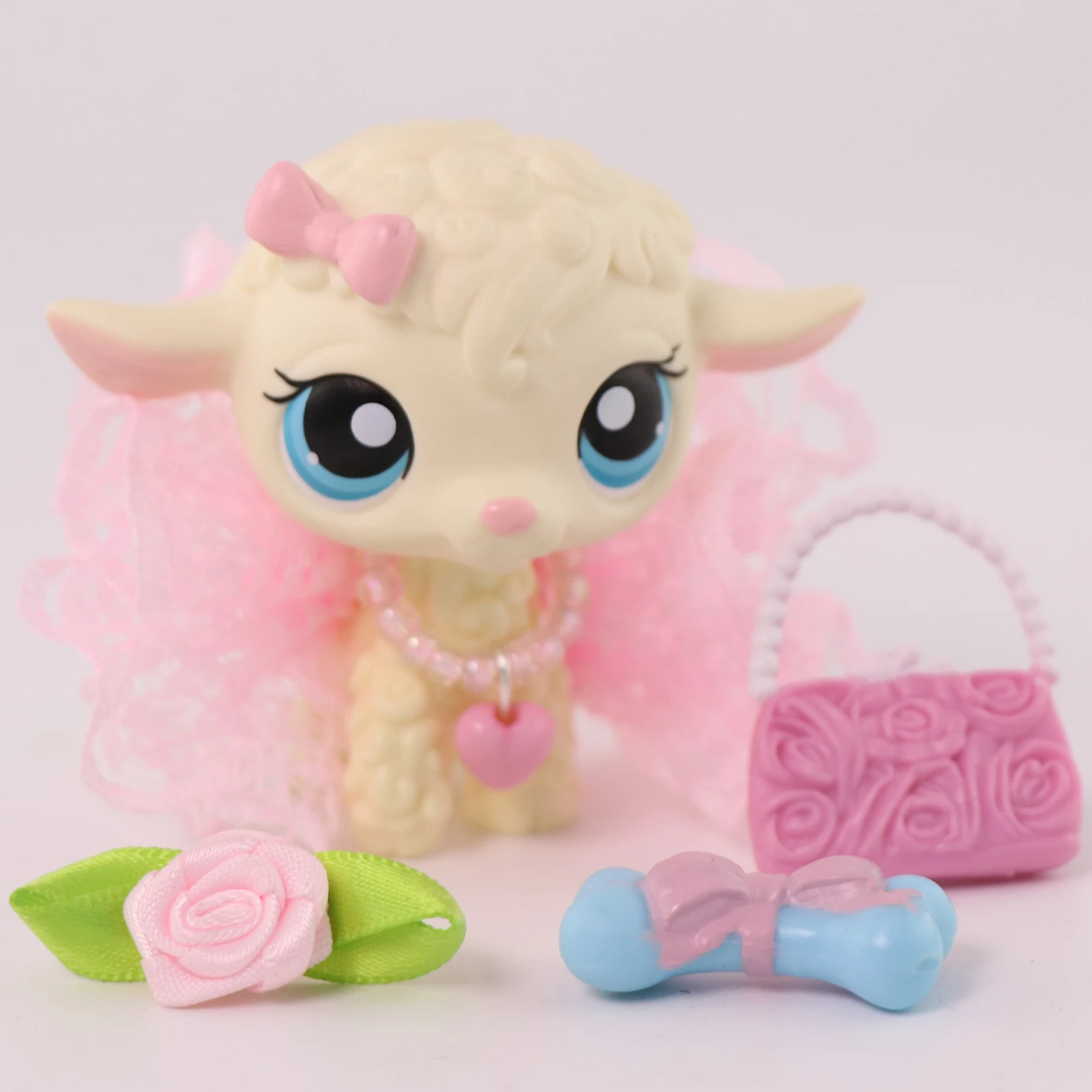 LPS Minilpsshop Bobble Head Toy Lamb Animal and Accessories Children's Gift for Boy and Gir Gift Collectible
LPS Minilpsshop Bobble Head Toy Lamb Animal and Accessories Children's Gift for Boy and Gir Gift Collectible