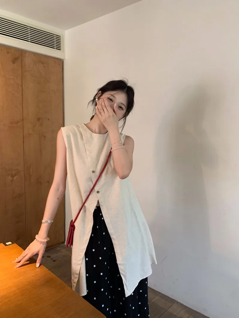 Elegant Split Sleeveless Vest Women's Summer Mid-Length Loose Slimming Outerwear Shoulder Pad Vest Tank Top Commute Style
Elegant Split Sleeveless Vest Women's Summer Mid-Length Loose Slimming Outerwear Shoulder Pad Vest Tank Top Commute Style