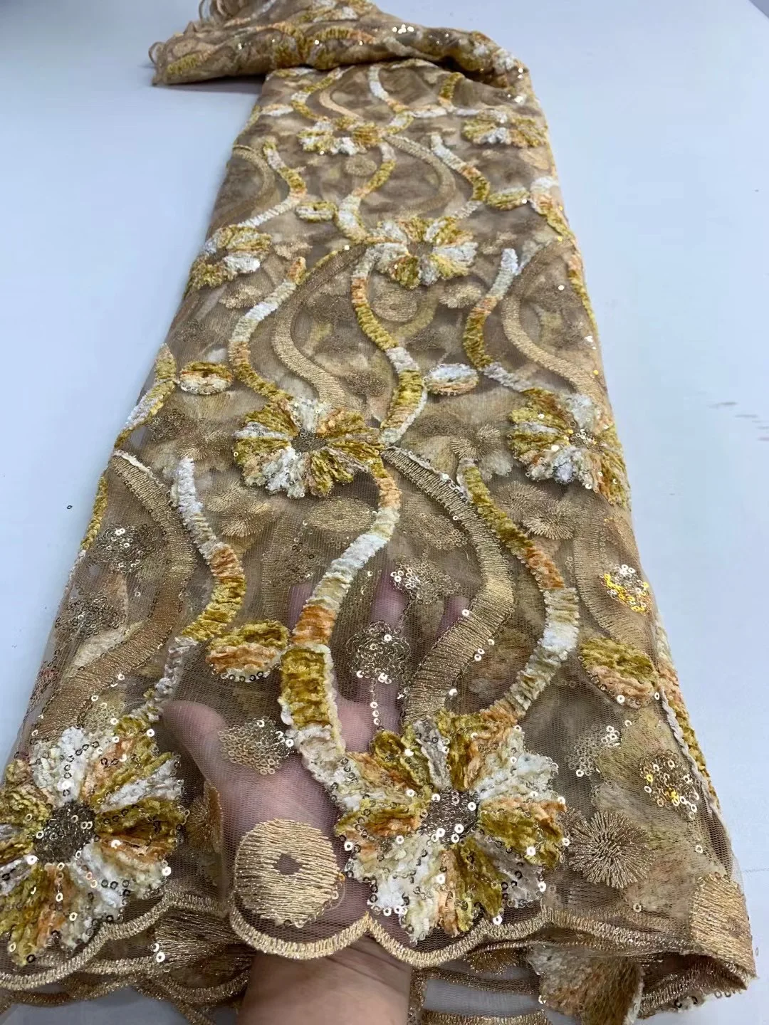 2022 Popularity African Sequins Lace Fabric High Quality Nigerian Lace French Tulle Lace Fabric New Velvet Lace Embroidery Dress
2022 Popularity African Sequins Lace Fabric High Quality Nigerian Lace French Tulle Lace Fabric New Velvet Lace Embroidery Dress