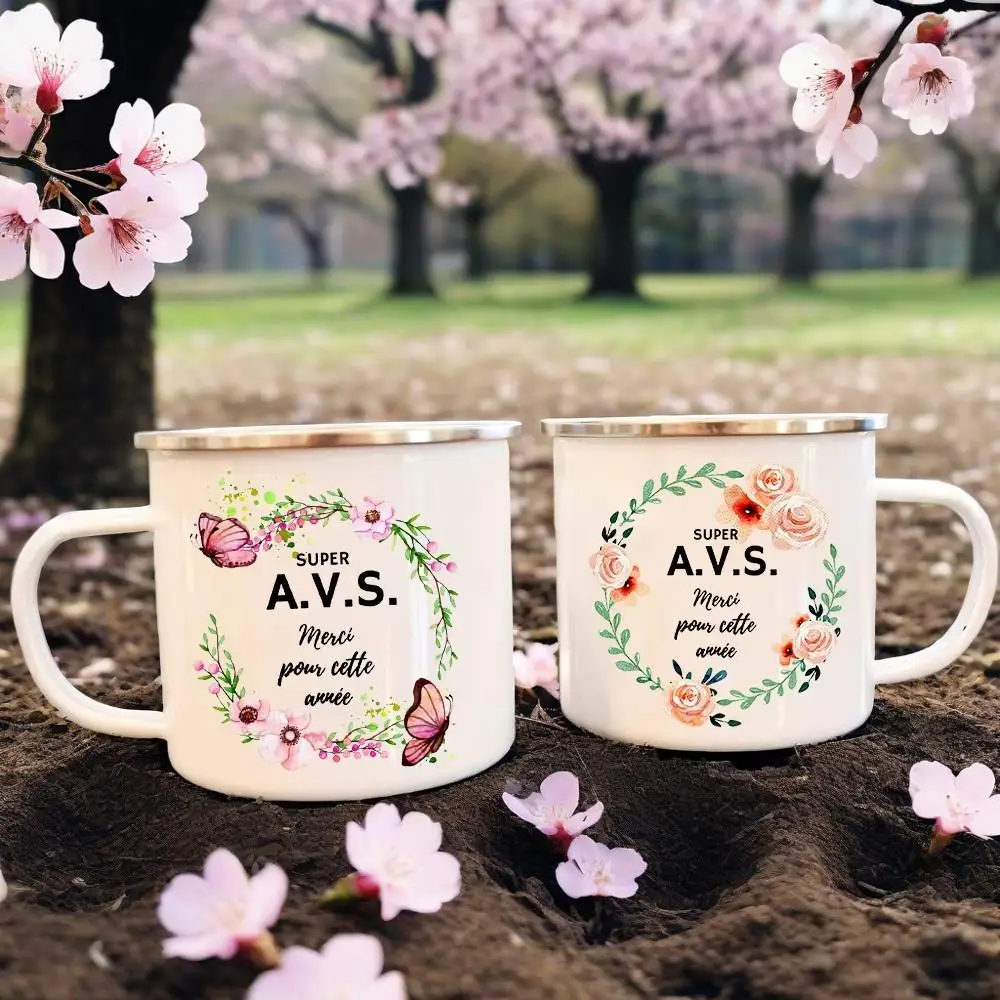 Merci AVS кружки с цветочным принтом, креативные чашки для кофе, чая, эмалированная кружка, школьная домашняя ретро-ручка, посуда для напитков, чашка для воды, подарок для AVS
Merci AVS кружки с цветочным принтом, креативные чашки для кофе, чая, эмалированная кружка, школьная домашняя ретро-ручка, посуда для напитков, чашка для воды, подарок для AVS