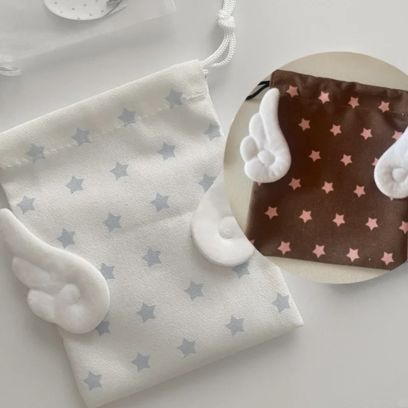 Canvas Wings Gift Bag For Jewelry Mini Wings Drawstring Pouches For Wedding Christmas Candy Gift Bag Jewelry Packing Storage Bag
Canvas Wings Gift Bag For Jewelry Mini Wings Drawstring Pouches For Wedding Christmas Candy Gift Bag Jewelry Packing Storage Bag