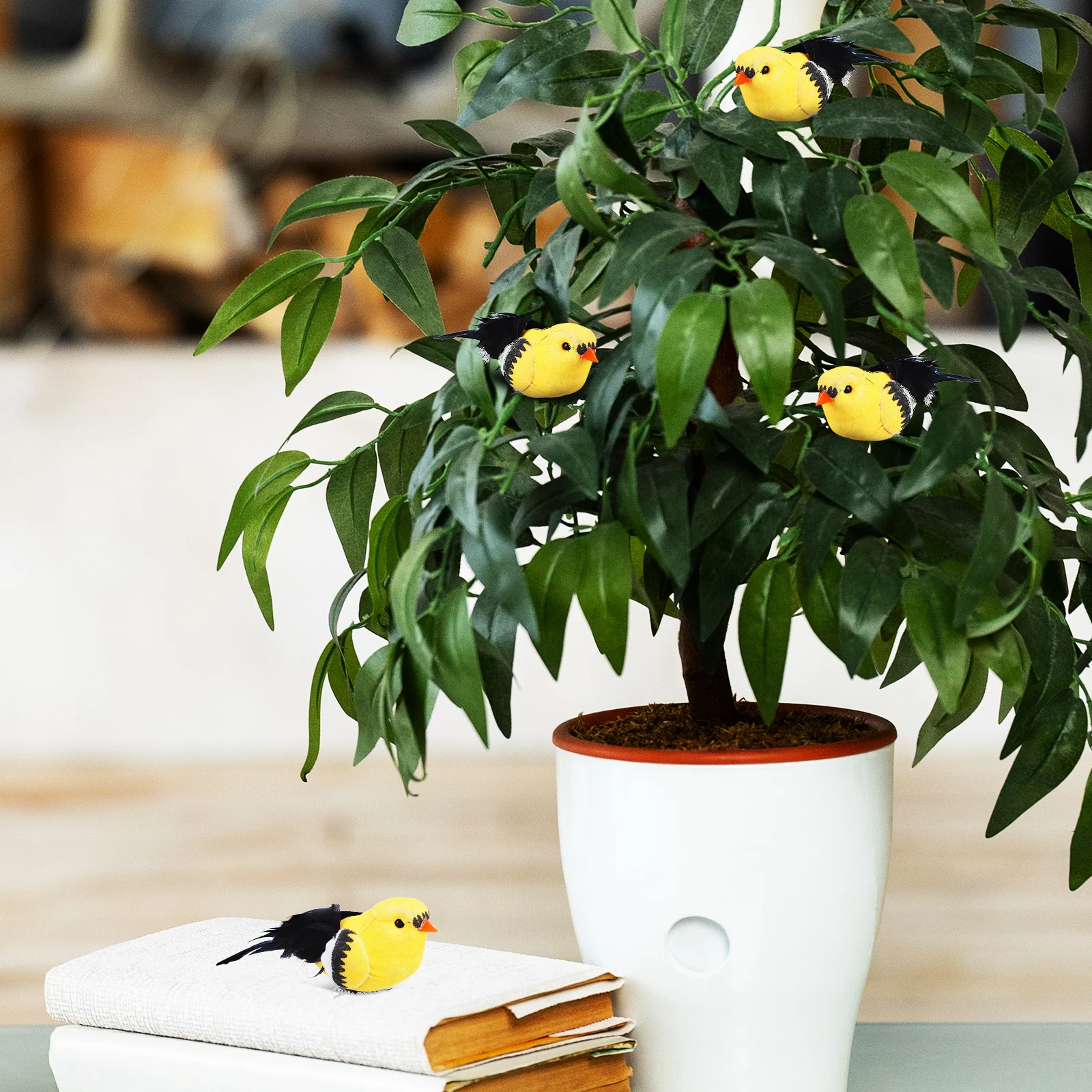 6Pcs Realistic Feathered Birds Clip Bright Color Indoor Outdoor Garden Animal Decoration Artificial Birds
6Pcs Realistic Feathered Birds Clip Bright Color Indoor Outdoor Garden Animal Decoration Artificial Birds