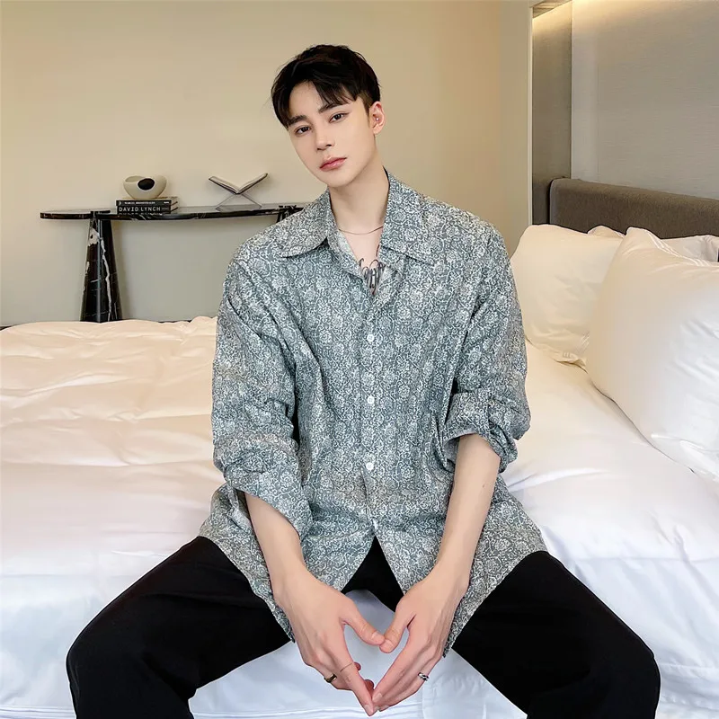 Летняя тонкая мужская футболка с цветочным принтом, художественный дизайн, повседневный стиль, длинный рукав, воротник-стойка
Летняя тонкая мужская футболка с цветочным принтом, художественный дизайн, повседневный стиль, длинный рукав, воротник-стойка