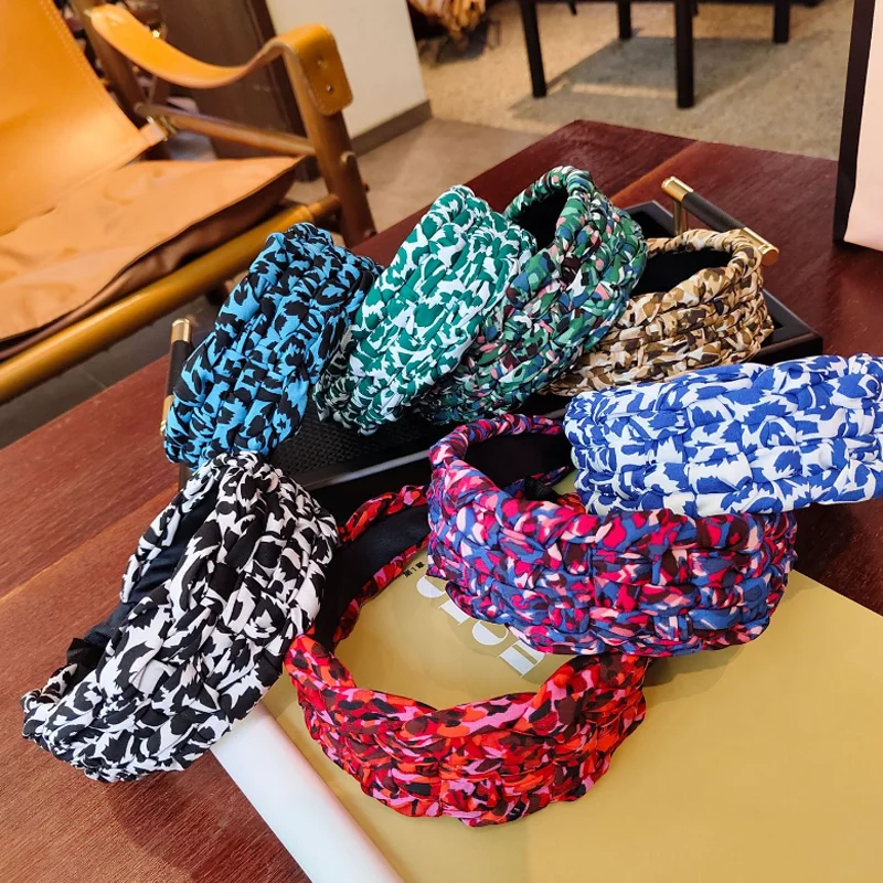 All Season Woven Wide Edge Leopard Print Hairband Hair Hoop for Women Wash Face Headband Daily Outdoor Travel Hair Accessories
All Season Woven Wide Edge Leopard Print Hairband Hair Hoop for Women Wash Face Headband Daily Outdoor Travel Hair Accessories