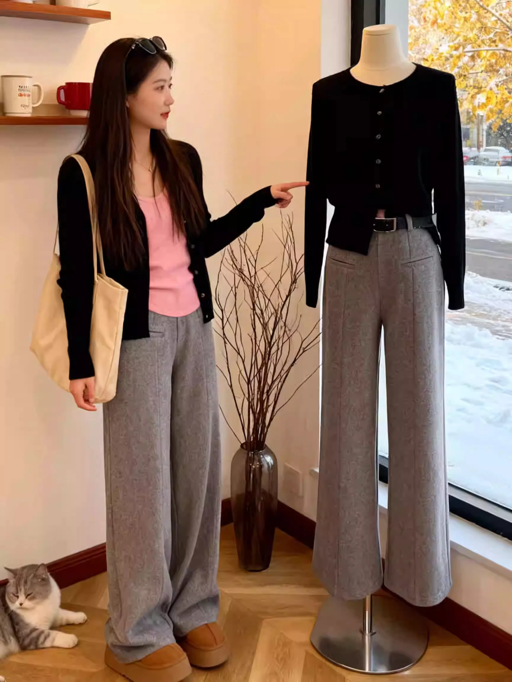 Gray Slim Wide Leg Pants Women's Casual High Waist Trousers Autumn Winter New Style Woolen Straight Cut Loose Fitting Long Pants
Gray Slim Wide Leg Pants Women's Casual High Waist Trousers Autumn Winter New Style Woolen Straight Cut Loose Fitting Long Pants