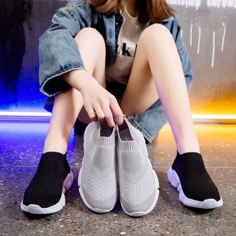Women's Lightweight Sneaker New Outdoor Comfortable Sports Running Shoes Breathable Walking Shoes for Men Tennis Shoes Sneakers
Women's Lightweight Sneaker New Outdoor Comfortable Sports Running Shoes Breathable Walking Shoes for Men Tennis Shoes Sneakers