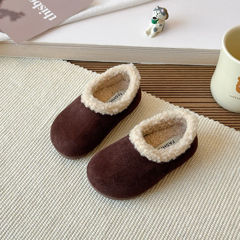 Boys Girls Flat Shoes Suede Warm Korean Style Kids Casual Shoes Versatile 2025 Winter New Children Leather Shoes Non-slip Soft
Boys Girls Flat Shoes Suede Warm Korean Style Kids Casual Shoes Versatile 2025 Winter New Children Leather Shoes Non-slip Soft