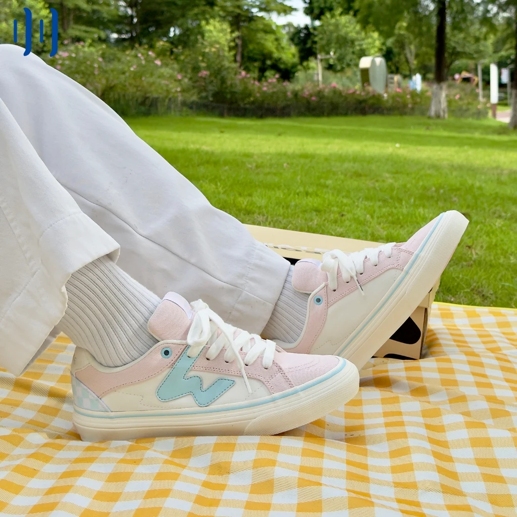 Ollieskate White Pink Blue Canvas Patchwork Low Top Skate Sneakers Unisex Casual Streetwear Shoes for Men Women
Ollieskate White Pink Blue Canvas Patchwork Low Top Skate Sneakers Unisex Casual Streetwear Shoes for Men Women