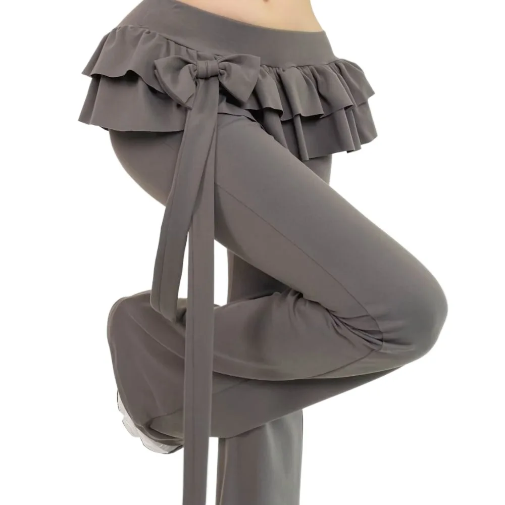 Ice Silk Apron Skirt Flared Pants Low Waist Bowknot Tassel Casual Pants for Women Slim Fit Y2k Bell-bottom Trousers Ladies
Ice Silk Apron Skirt Flared Pants Low Waist Bowknot Tassel Casual Pants for Women Slim Fit Y2k Bell-bottom Trousers Ladies