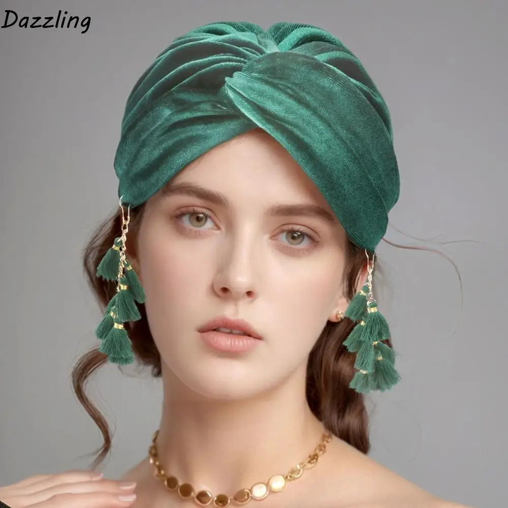 Versatile Solid Color Fashionable Fringe Hat Turban Cap Bohemia Style Beanie Hat Western Style Retro Crossed Pullover Hat Spring
Versatile Solid Color Fashionable Fringe Hat Turban Cap Bohemia Style Beanie Hat Western Style Retro Crossed Pullover Hat Spring
