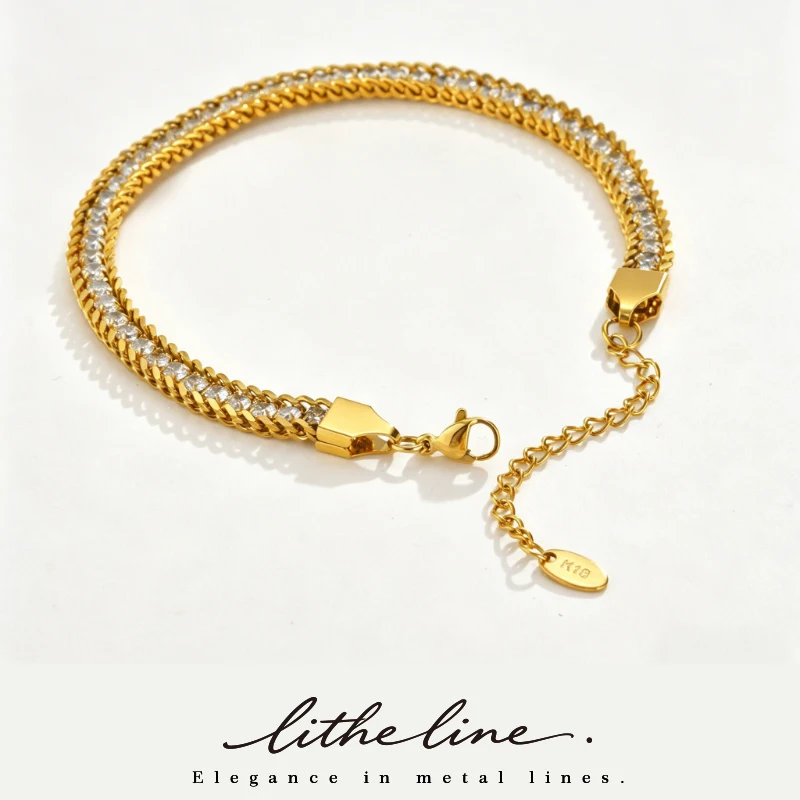 Litheline 18K Gold Plated Brass Pavé-Set CZ Cuban Link Anklet, Tarnish-Resistant Coating Everyday Luxe Polished Foot Jewelry
Litheline 18K Gold Plated Brass Pavé-Set CZ Cuban Link Anklet, Tarnish-Resistant Coating Everyday Luxe Polished Foot Jewelry