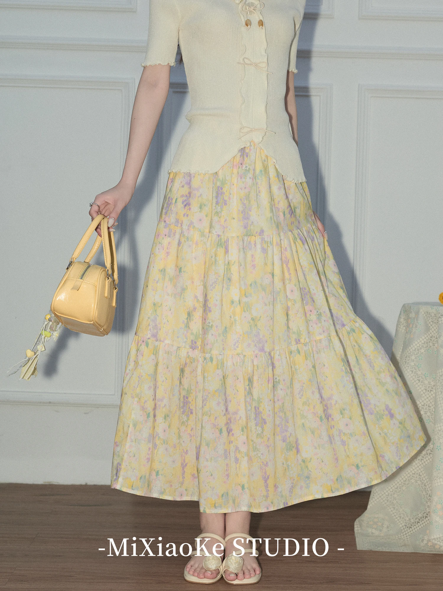 Summer Floral Print A-Line Midi Skirt High Waist Cake Style Casual Leisure Women's Skirt Half Body Length Skirt Garden Style
Summer Floral Print A-Line Midi Skirt High Waist Cake Style Casual Leisure Women's Skirt Half Body Length Skirt Garden Style