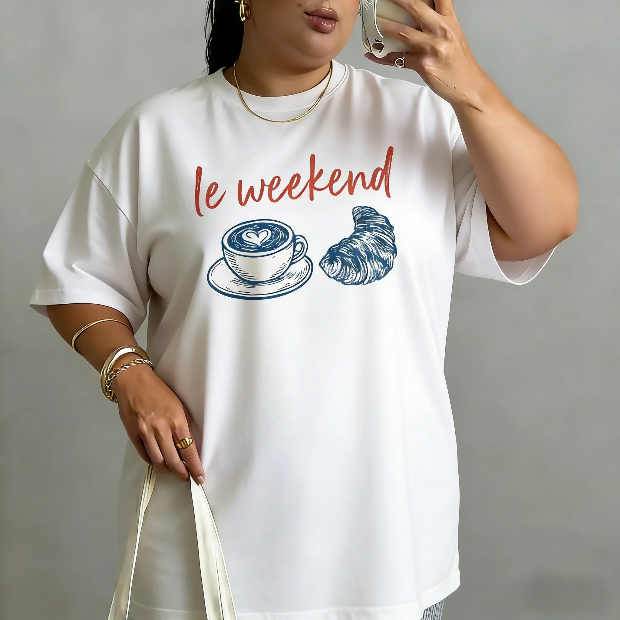 Plus Size Women T-shirt Le Weekend Graphic T-Shirt Vintage Short Sleeve Shirt Crew Neck Casual Top Coffee Croissant Printed Tee
Plus Size Women T-shirt Le Weekend Graphic T-Shirt Vintage Short Sleeve Shirt Crew Neck Casual Top Coffee Croissant Printed Tee
