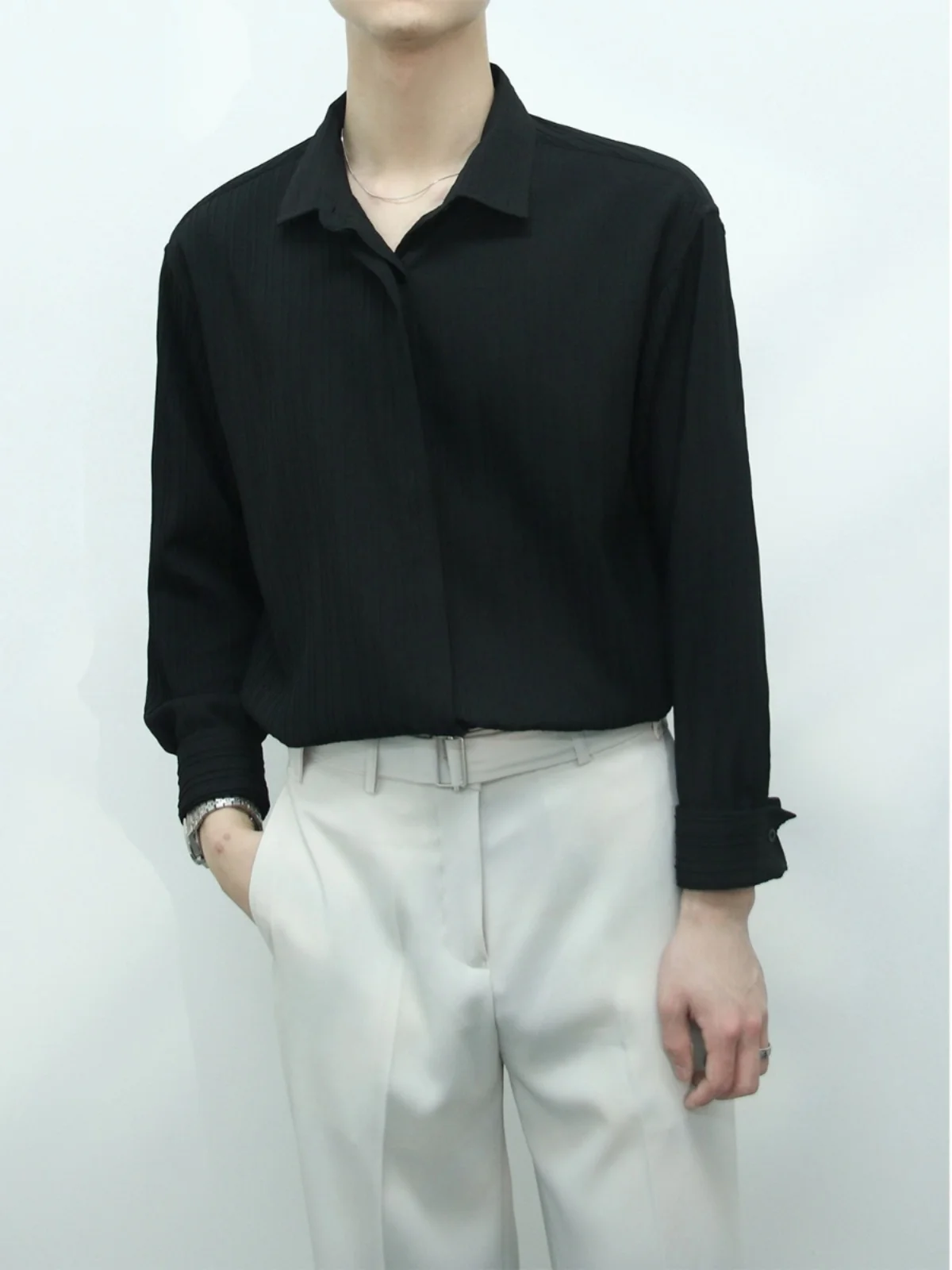 Autumn New Style Men's Long Sleeve Loose Casual Shirt Black Iron Free High Sensation White Shirt Youth Popular Standard Fit
Autumn New Style Men's Long Sleeve Loose Casual Shirt Black Iron Free High Sensation White Shirt Youth Popular Standard Fit