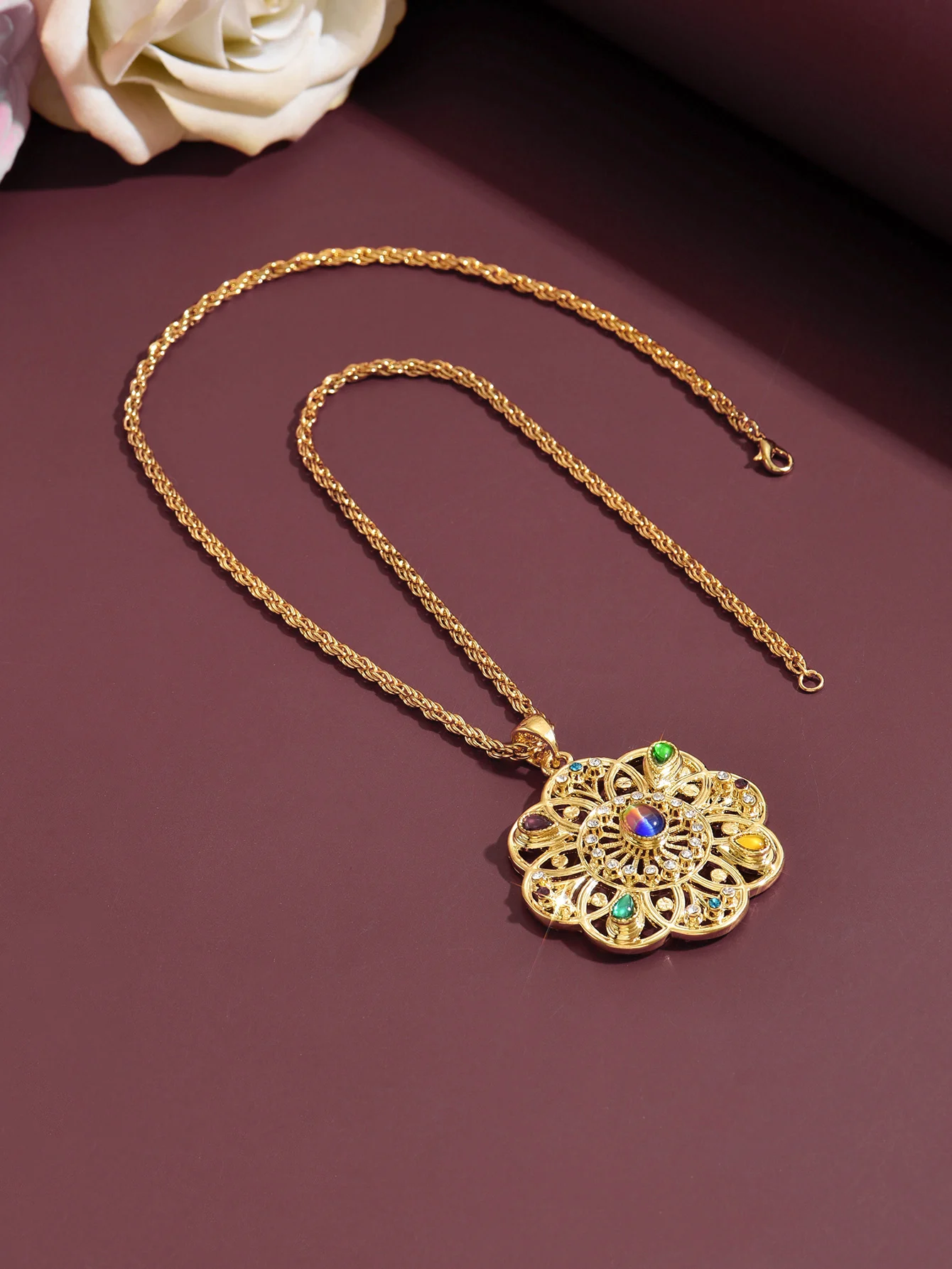 Necklace with Multi-color Crystal Pendant Ladies Jewelry Vintage Floral Filigree Gold Plated
Necklace with Multi-color Crystal Pendant Ladies Jewelry Vintage Floral Filigree Gold Plated