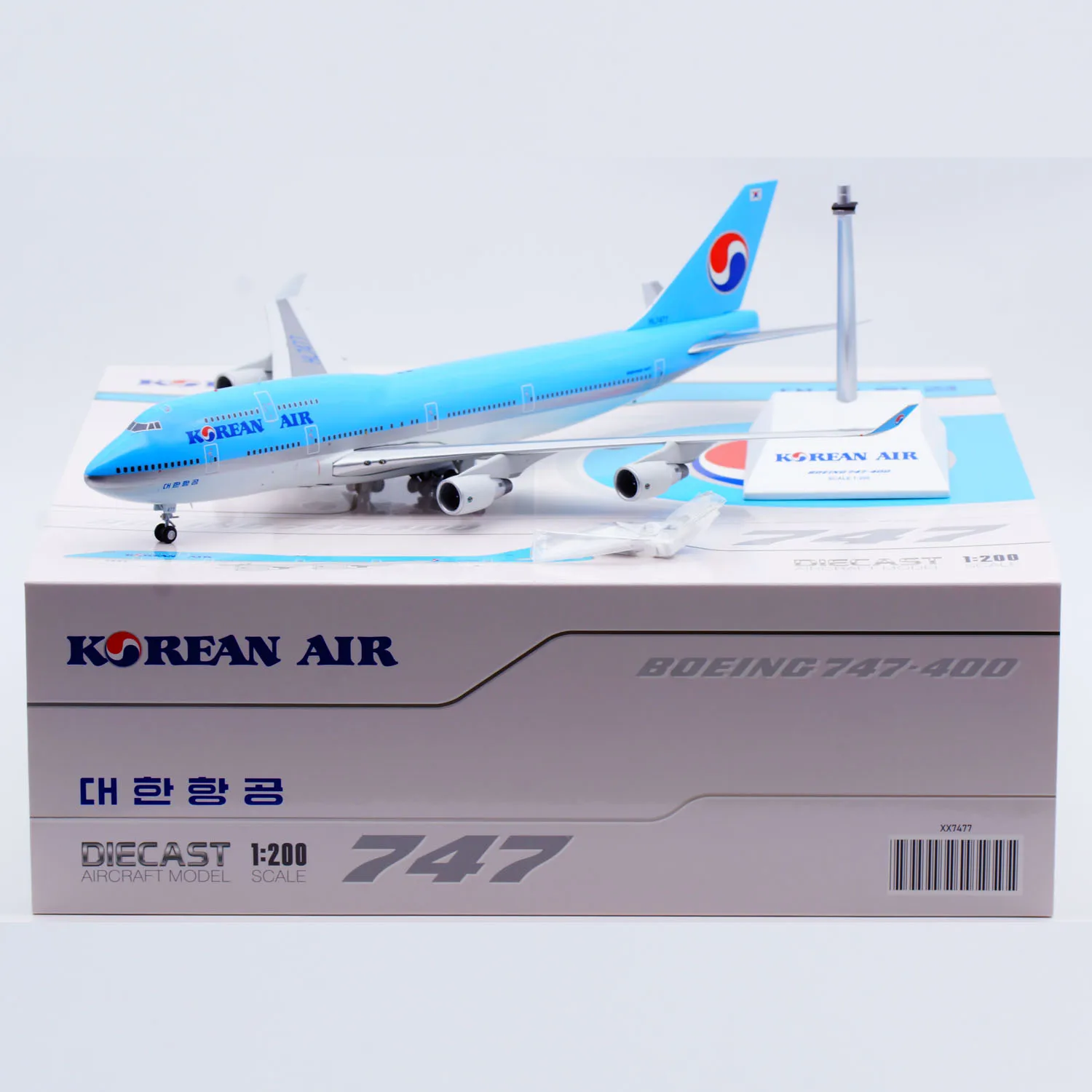 Коллекционная модель самолета из сплава XX7477, подарок, JC Wings 1:200, Boeing 747-400 Korean Air, литая под давлением, с подставкой, HL7477
Коллекционная модель самолета из сплава XX7477, подарок, JC Wings 1:200, Boeing 747-400 Korean Air, литая под давлением, с подставкой, HL7477