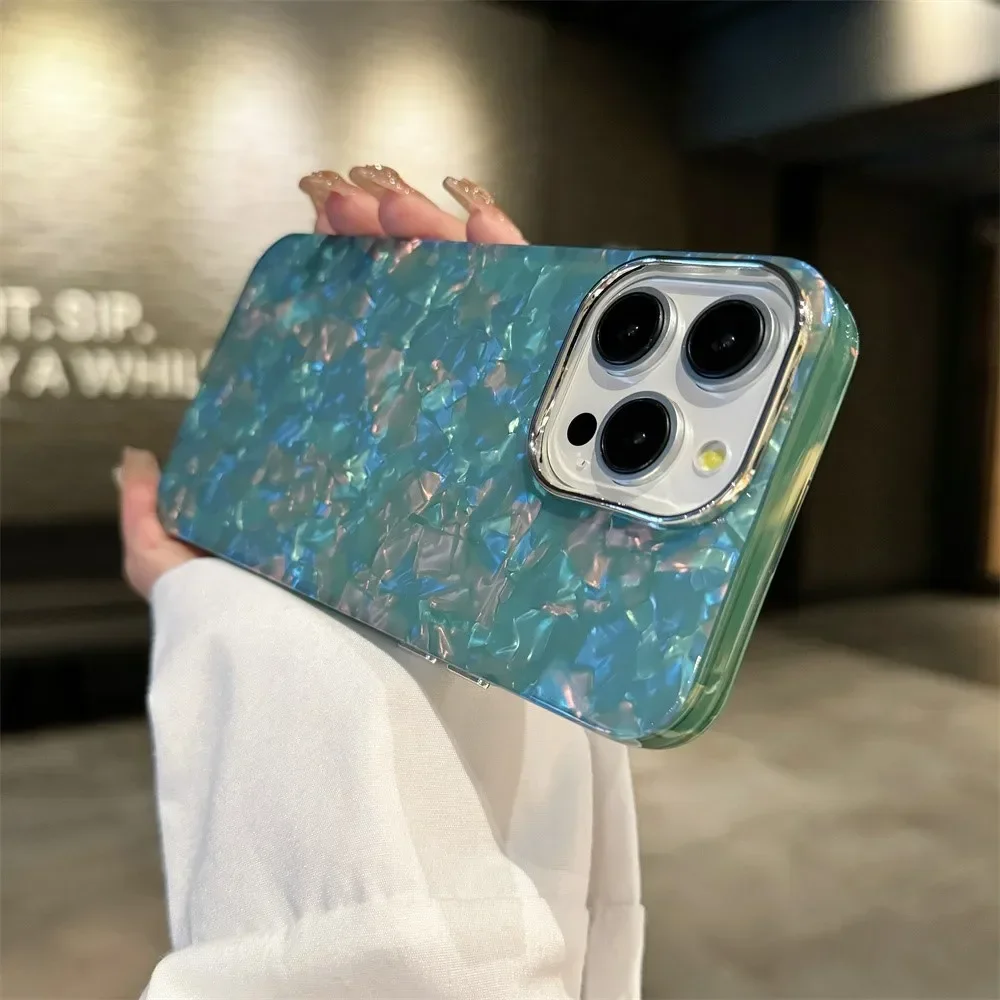 Роскошный чехол с глянцевым ромбовидным узором Aurora для iPhone 15 14 13 12 11 Pro Max X XR XS 7 8 Plus SE Laser IMD Жесткий чехол для ПК
Роскошный чехол с глянцевым ромбовидным узором Aurora для iPhone 15 14 13 12 11 Pro Max X XR XS 7 8 Plus SE Laser IMD Жесткий чехол для ПК