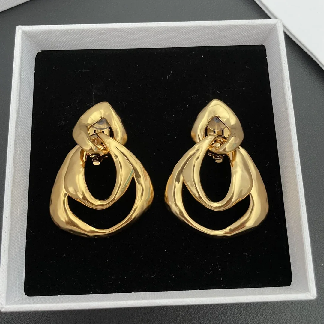 Europe Designer Brass Plated 24K Gold Ear Clip Geometric Earring Luxury Women Top Quality Jewelry
Europe Designer Brass Plated 24K Gold Ear Clip Geometric Earring Luxury Women Top Quality Jewelry