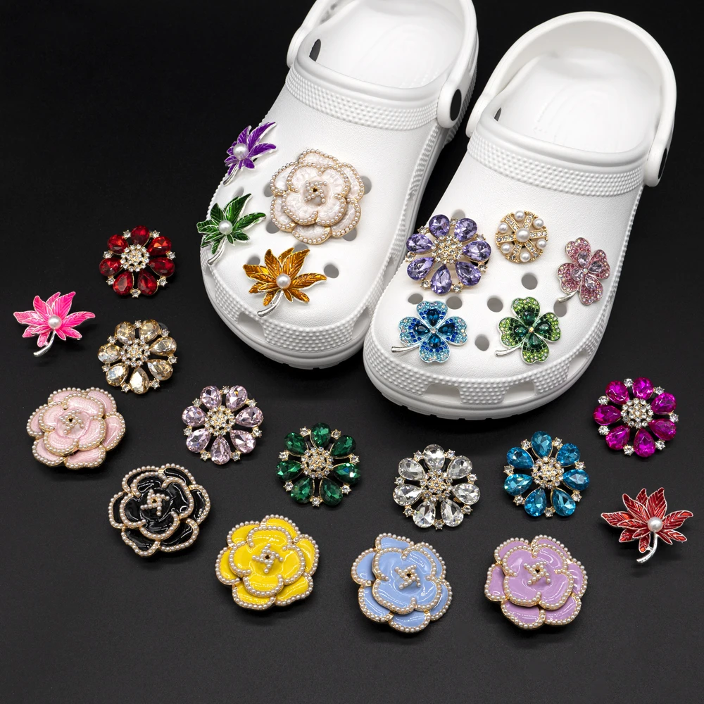 1PCS Rhinestone Metal Charms Colorful Flowers Leaf Shoe Accessories Pins for Clog Fashion Women Men Clogs Buckle Decorations
1PCS Rhinestone Metal Charms Colorful Flowers Leaf Shoe Accessories Pins for Clog Fashion Women Men Clogs Buckle Decorations