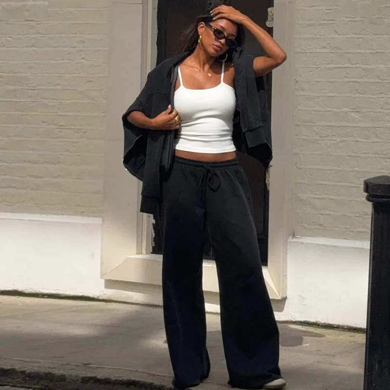 Модный уличный стиль, женский спортивный костюм, однотонный кардиган на молнии, толстовка с капюшоном, повседневные свободные брюки, комплект из двух предметов
Модный уличный стиль, женский спортивный костюм, однотонный кардиган на молнии, толстовка с капюшоном, повседневные свободные брюки, комплект из двух предметов