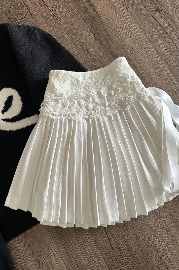 Gagaok 2025 Spring High Waisted Skirts Korean Fashion Clothing Outwear Sweet Lace Patchwork Tie Pleated Skirt Gentle Bottoms
Gagaok 2025 Spring High Waisted Skirts Korean Fashion Clothing Outwear Sweet Lace Patchwork Tie Pleated Skirt Gentle Bottoms