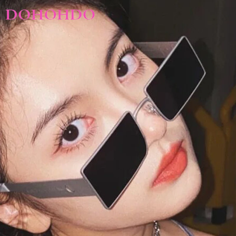 Punk Small Square Metal Leg Women Sunglasses Luxury Brand Designer Men Sunglass Outdoor Driving Travel Trendy Eyeglasses UV400
Punk Small Square Metal Leg Women Sunglasses Luxury Brand Designer Men Sunglass Outdoor Driving Travel Trendy Eyeglasses UV400