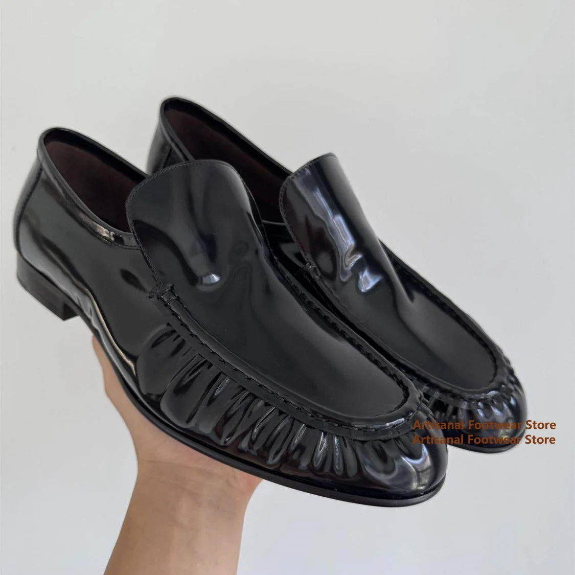 Black Glossy Slip On Loafers Men's Derby Shoes Business Formal Leather Shoes Commuting Casual Shoes Trendy Luxury Men's Shoes
Black Glossy Slip On Loafers Men's Derby Shoes Business Formal Leather Shoes Commuting Casual Shoes Trendy Luxury Men's Shoes