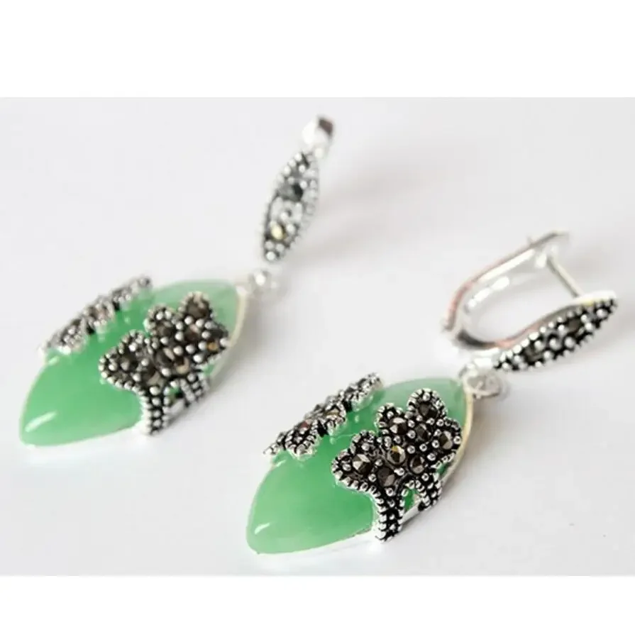 NEW RETRO VINTAGE 925 SILVER BLUE SAND jade MARCASITE EARRINGS 11/2" BEST GIFT
NEW RETRO VINTAGE 925 SILVER BLUE SAND jade MARCASITE EARRINGS 11/2" BEST GIFT