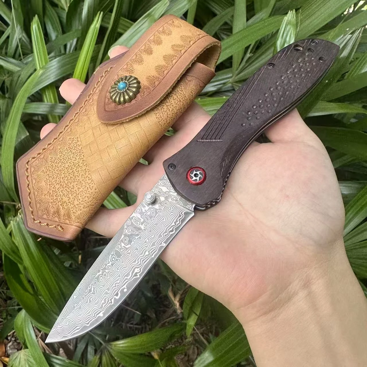 Topwell Handmade Damascus Vg10 Folding Knife Cocobolo Handle Kraft First layer Leather Sheath MenGift Outdoor Knife Outdoor EDC
Topwell Handmade Damascus Vg10 Folding Knife Cocobolo Handle Kraft First layer Leather Sheath MenGift Outdoor Knife Outdoor EDC