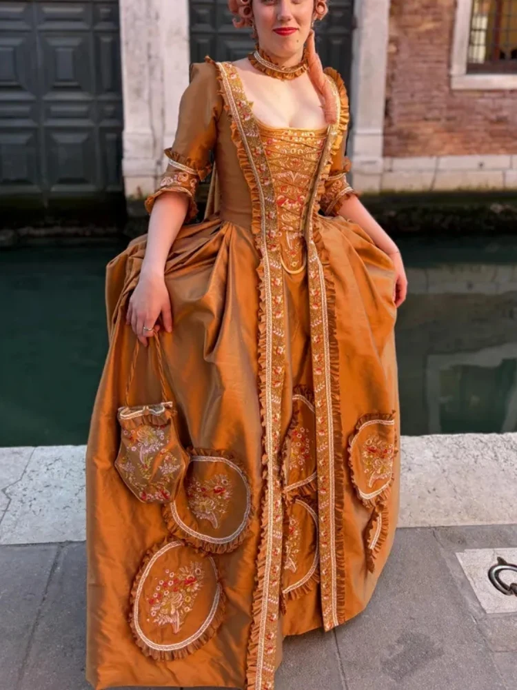 1700s Queen Marie Antoinette Rococo Sack-Back Dress Victorian Royal Court Princess Baroque Ball Gown Theatre Reenactment
1700s Queen Marie Antoinette Rococo Sack-Back Dress Victorian Royal Court Princess Baroque Ball Gown Theatre Reenactment