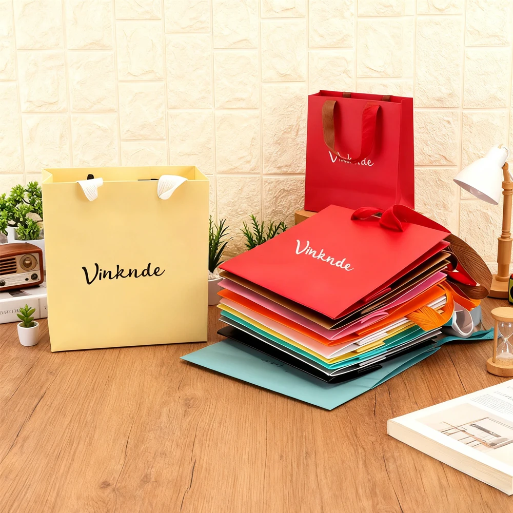 24 упаковки, роскошные бумажные подарочные пакеты с логотипом и ручками, небольшая упаковочная сумка для ювелирных изделий, косметики, духов, ухода за кожей, свечи, ремесла
24 упаковки, роскошные бумажные подарочные пакеты с логотипом и ручками, небольшая упаковочная сумка для ювелирных изделий, косметики, духов, ухода за кожей, свечи, ремесла