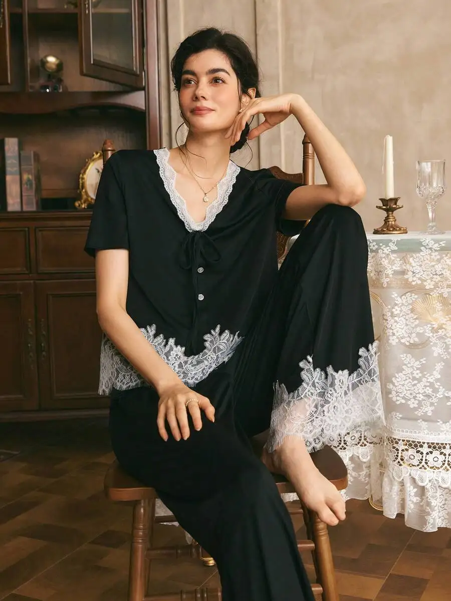 Elegant Black Lace Trim V-Neck Short Sleeve Pajama Set For Women
Elegant Black Lace Trim V-Neck Short Sleeve Pajama Set For Women