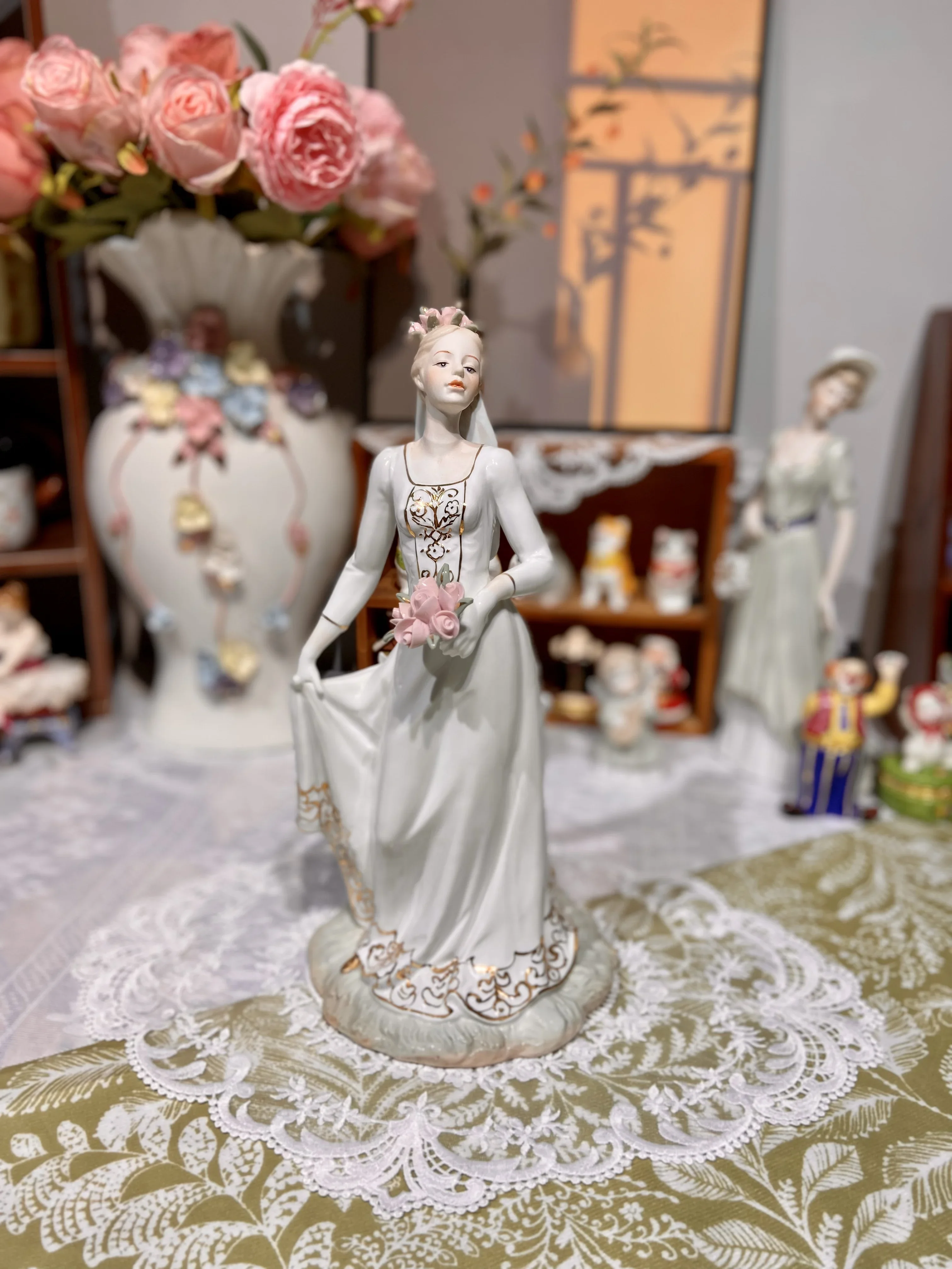 Creative and practical wedding gifts, girlfriends ornaments, elder sister engagement wedding decorations,
Creative and practical wedding gifts, girlfriends ornaments, elder sister engagement wedding decorations,