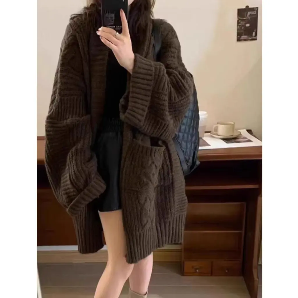 Korean Lazy Style Knitwear Cardigan for Women Loose Warm Waxy Mid-Length Thickened Autumn Winter Outwear
Korean Lazy Style Knitwear Cardigan for Women Loose Warm Waxy Mid-Length Thickened Autumn Winter Outwear