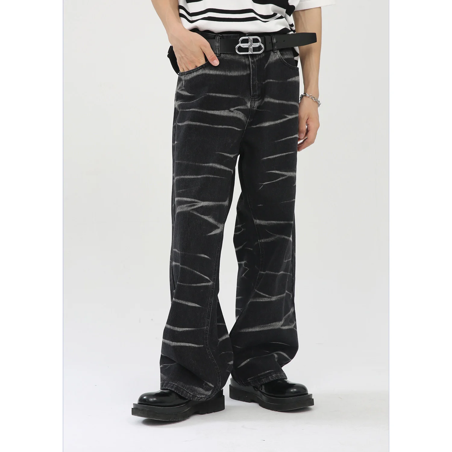 Fashion washed pattern wide-leg jeans Korean version ins trendy tie-dye slim daddy trousers
Fashion washed pattern wide-leg jeans Korean version ins trendy tie-dye slim daddy trousers