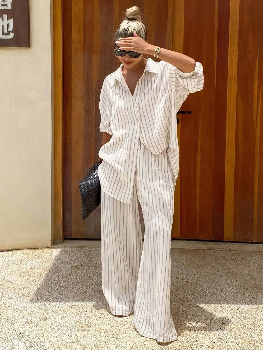 Loose Striped Two Piece Set Women Casual Lounge Outfit
Loose Striped Two Piece Set Women Casual Lounge Outfit