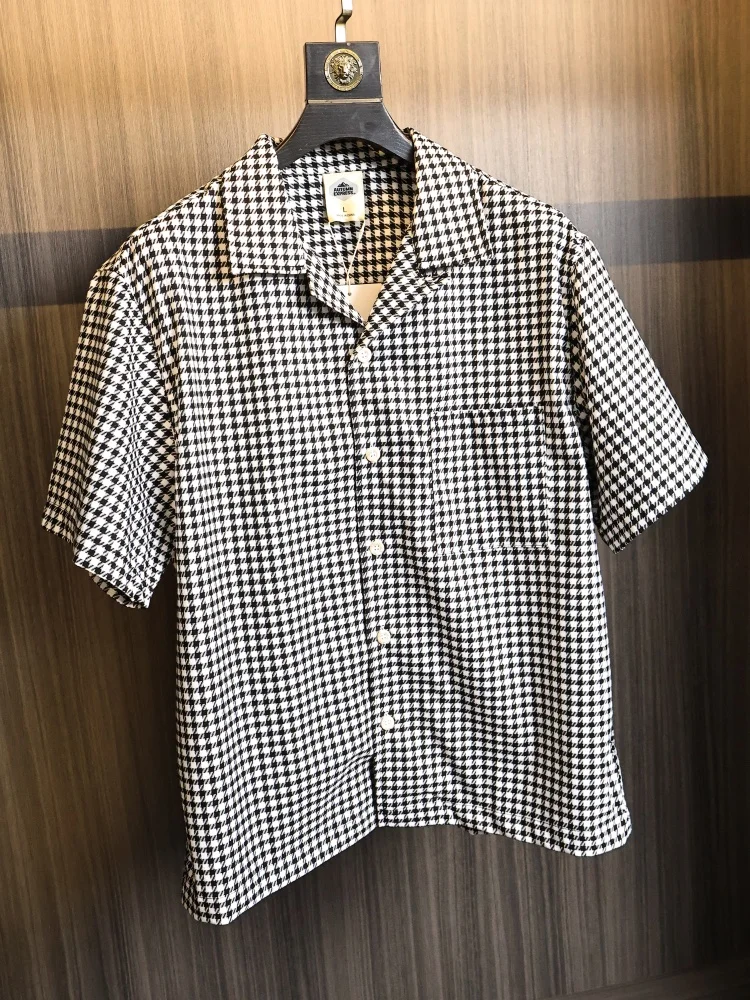 Line! Summer Men's OS Fit Cuban Collar Short Sleeve Shirt! Fashionable Urban Style! Breathable Polyester Blend!
Line! Summer Men's OS Fit Cuban Collar Short Sleeve Shirt! Fashionable Urban Style! Breathable Polyester Blend!