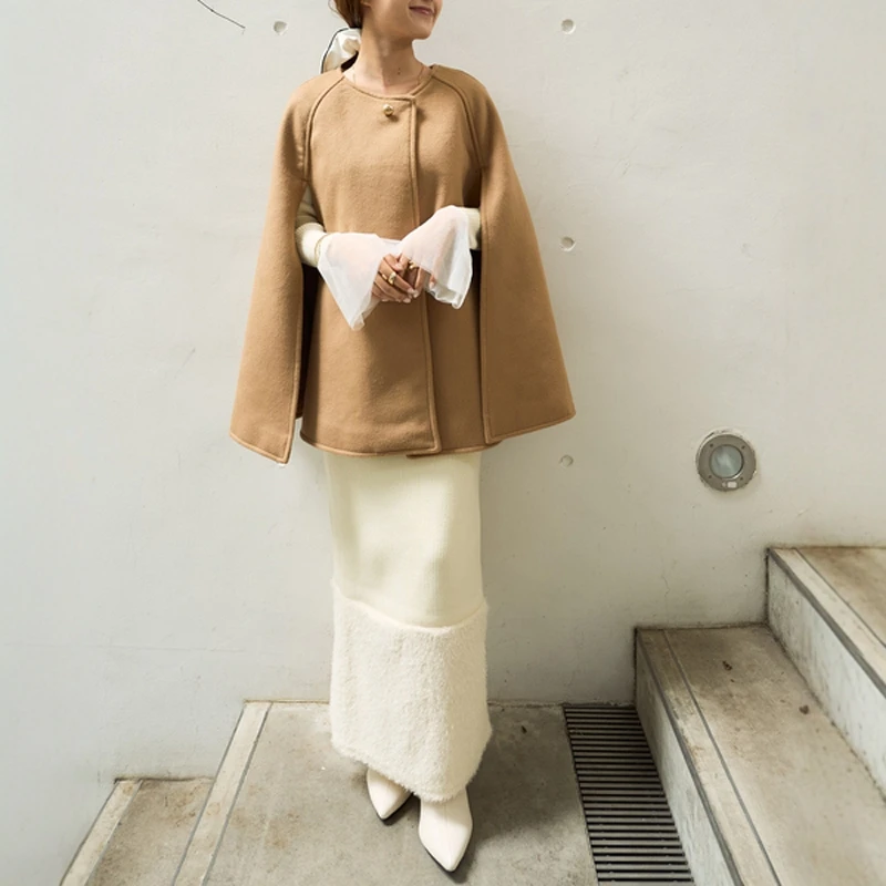Toro Wee 24 New Wool Blend Cloak Style Coat Jacket Women's Winter Fashion Outerwear Mixed Material Ladies Premium Clothing
Toro Wee 24 New Wool Blend Cloak Style Coat Jacket Women's Winter Fashion Outerwear Mixed Material Ladies Premium Clothing