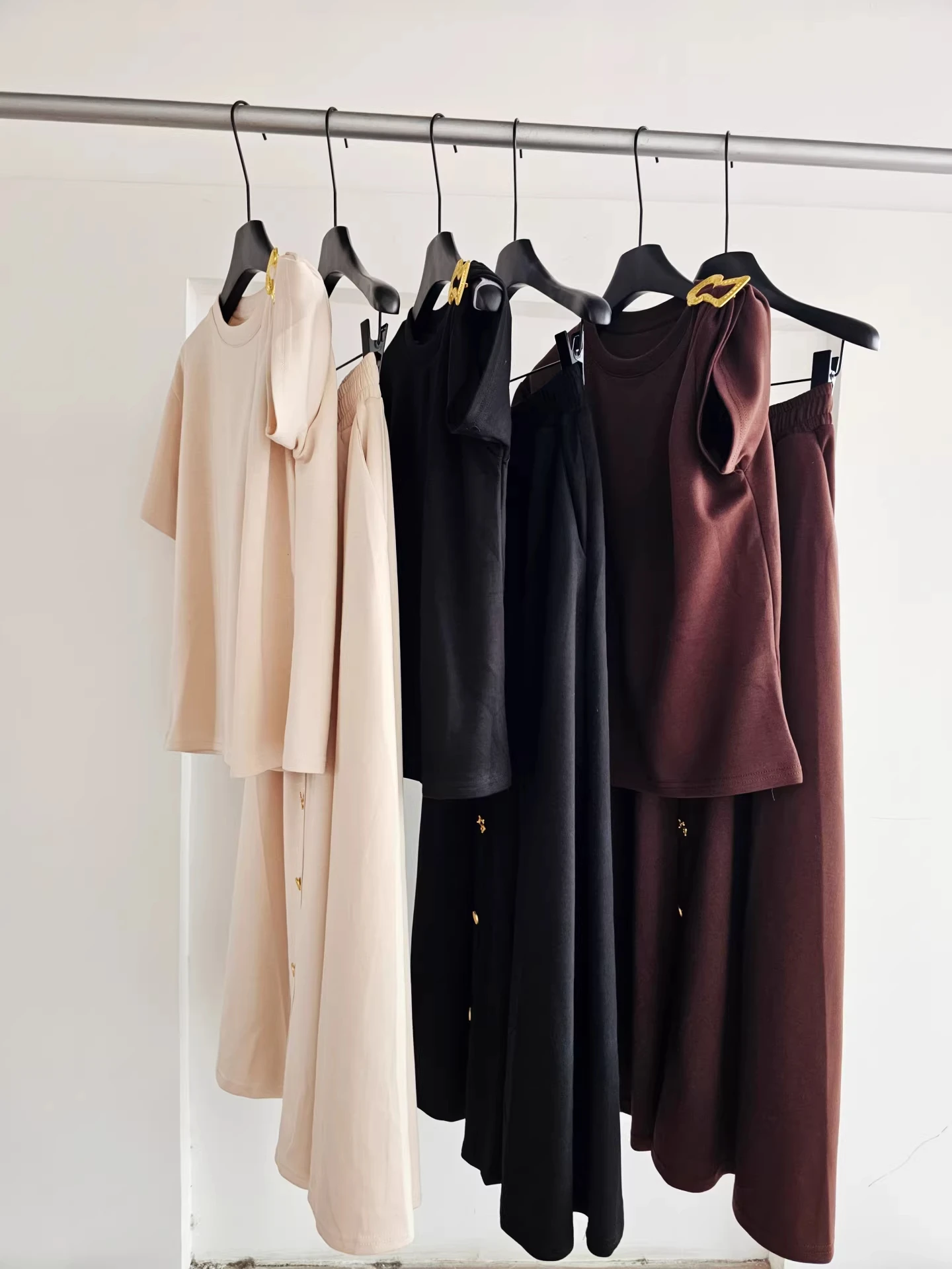 Clothland Women Elegant Blouse Skirt Suit Button Decorate Shirt Midi Skirts Female Fashion Two Piece Set TA763
Clothland Women Elegant Blouse Skirt Suit Button Decorate Shirt Midi Skirts Female Fashion Two Piece Set TA763