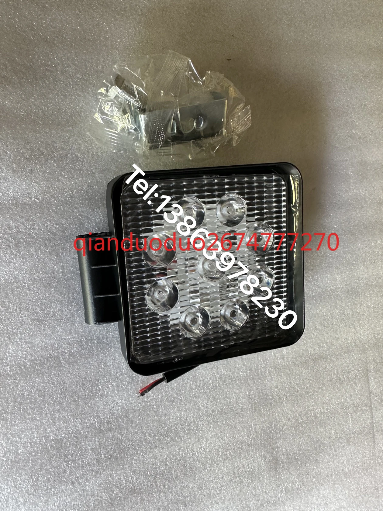 Suitable for Lizhiyou, forklift LED headlights, turn signals, headlights, rear tail lights LED wide voltage
Suitable for Lizhiyou, forklift LED headlights, turn signals, headlights, rear tail lights LED wide voltage