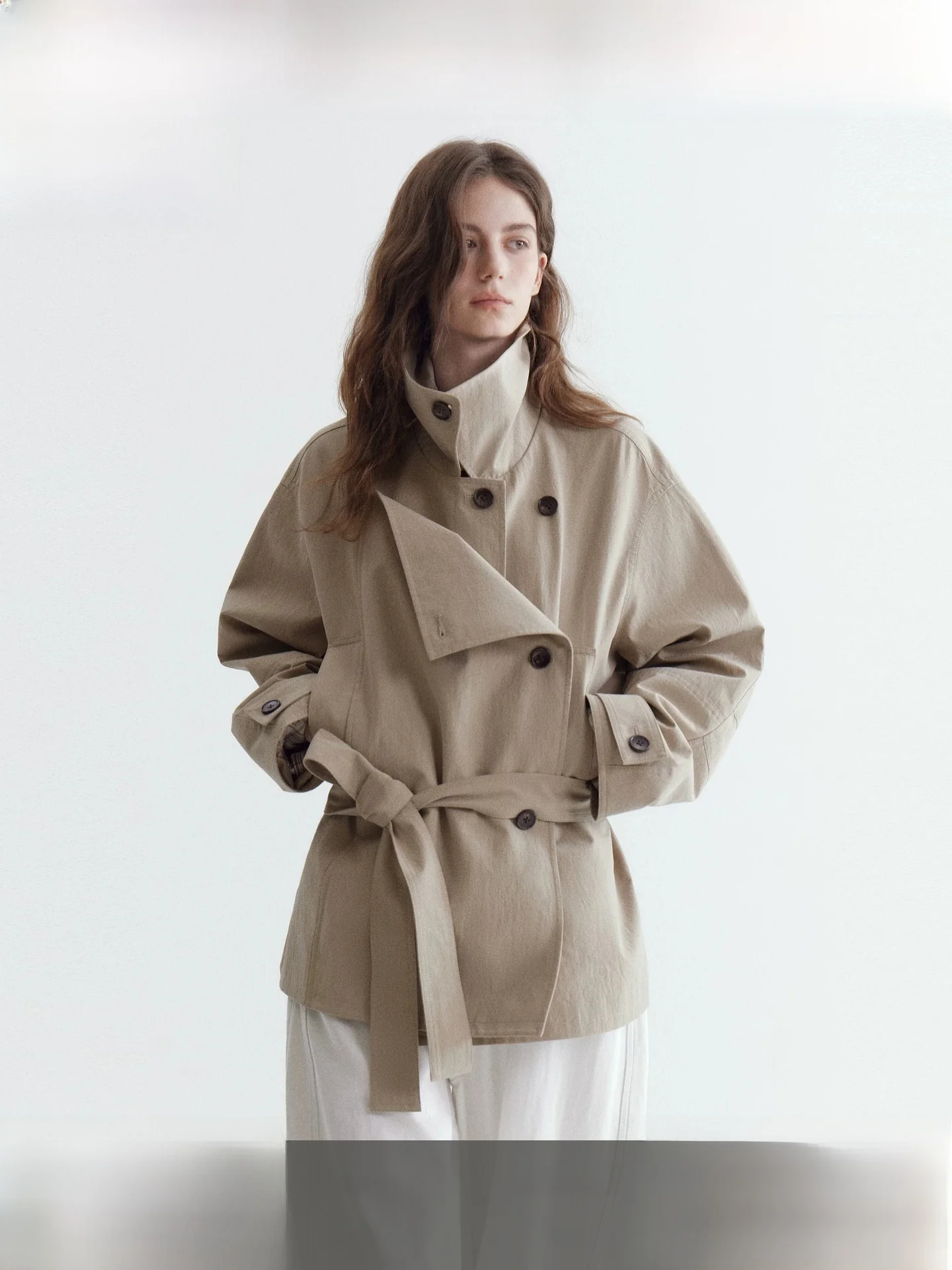 Fano Women's Short Coat Jacket Double Row Buttons Wide Lapel Design Casual Cotton Pure Color Spring Autumn Wear Belt
Fano Women's Short Coat Jacket Double Row Buttons Wide Lapel Design Casual Cotton Pure Color Spring Autumn Wear Belt
