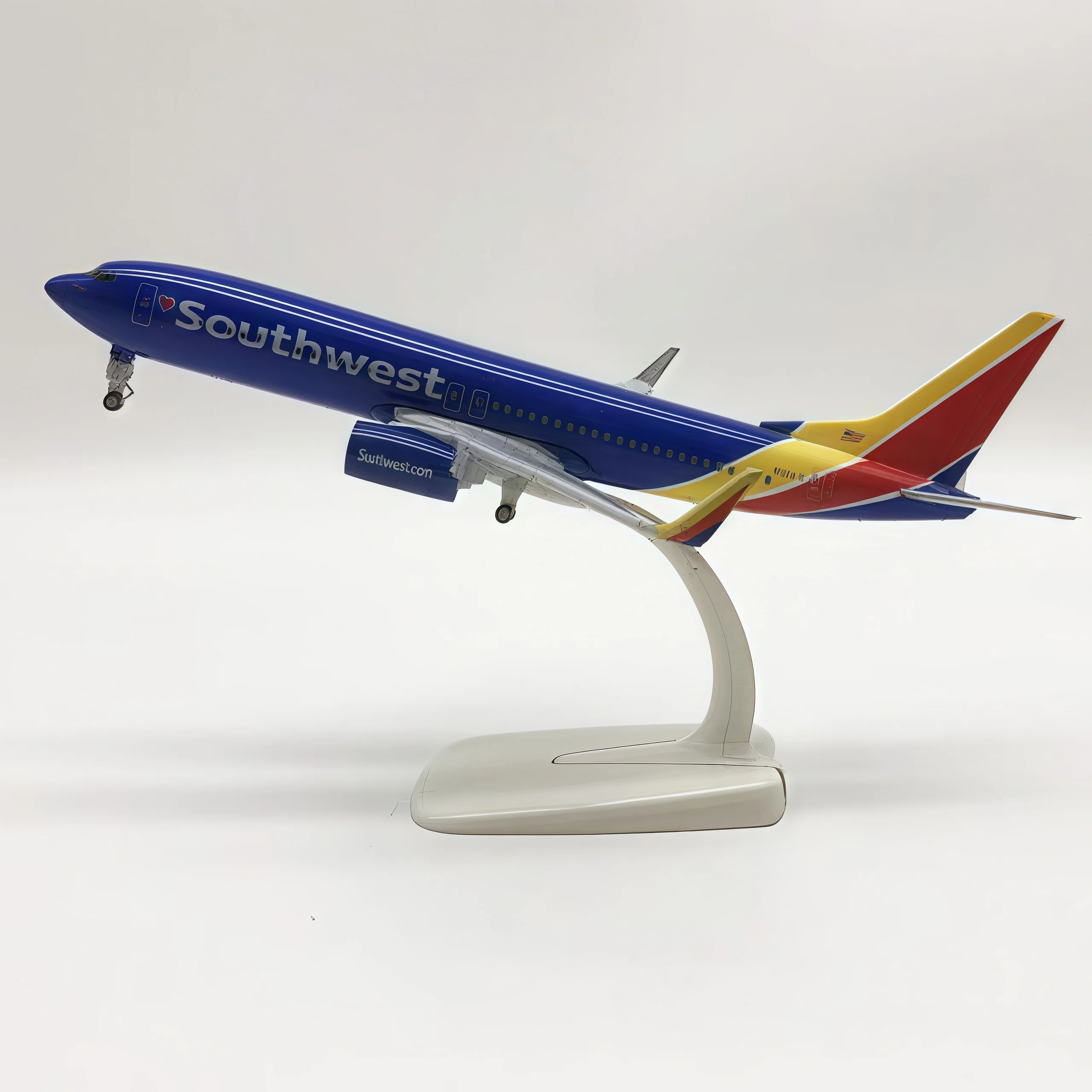 20 cm alloy aviation model Southwest Airlines Boeing 737 toys sent to friends collection display suitable for children
20 cm alloy aviation model Southwest Airlines Boeing 737 toys sent to friends collection display suitable for children